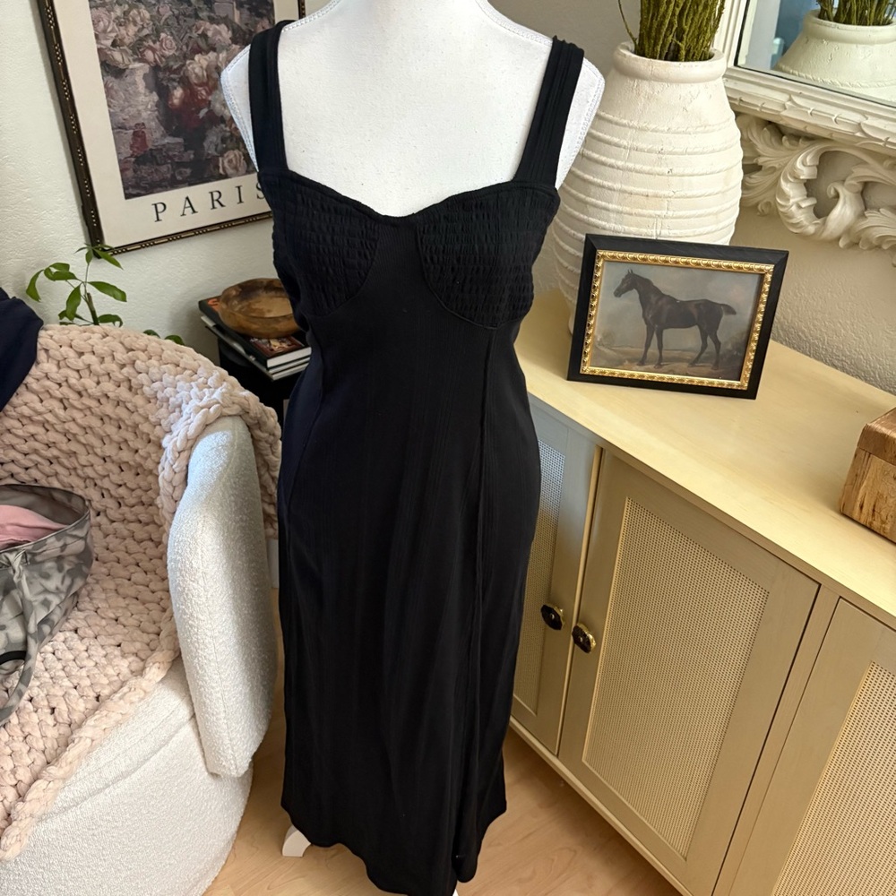 FREE PEOPLE BEACH Black Maxi Dress Smock Detail Size Medium‎